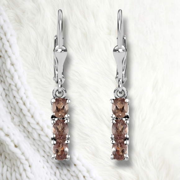 NWT RARE MERELANI COLOR CHANGE GARNET EARRINGS IN PLATINUM OVER STERLING SILVER - Picture 1 of 5